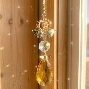 Sunflower Crystal Suncatcher Hanging Window Decor, Nature Lover Gift, Rainbow Light Catcher for Home